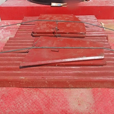 Pemecah tetap Piring Swing Jaw Quarry Stone Crushing Mining Wear Parts